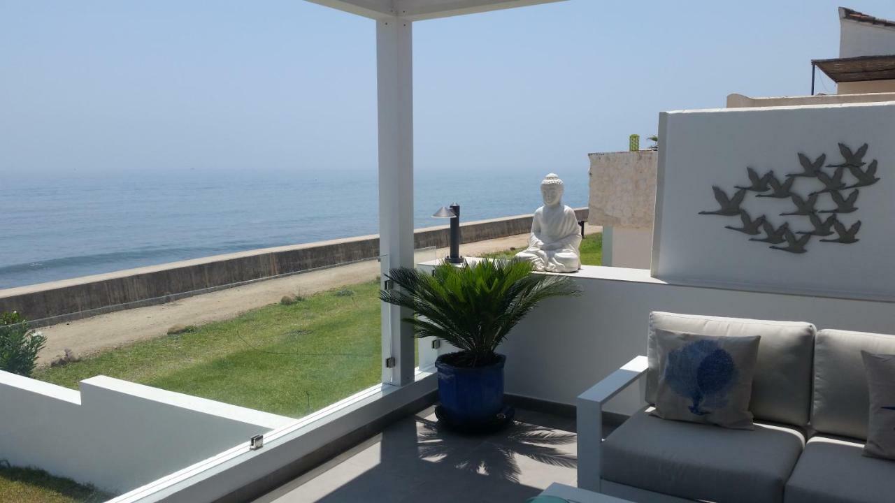Beach-Front Bahia Dorada Естепона Екстериор снимка