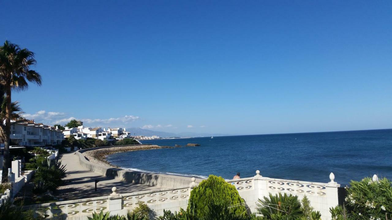 Beach-Front Bahia Dorada Естепона Екстериор снимка